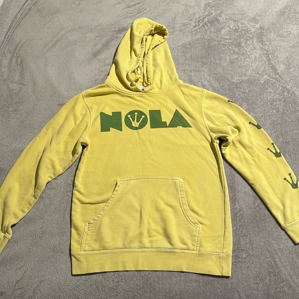 Disney Yellow NOLA Hoodie Adult Sz Small Princess and the Frog Hooded Sweatshirt